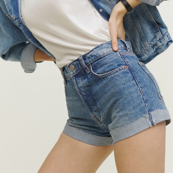 Reformation Pants - REFORMATION JEANS Charlie Cuffed High-Rise Shorts Size 25